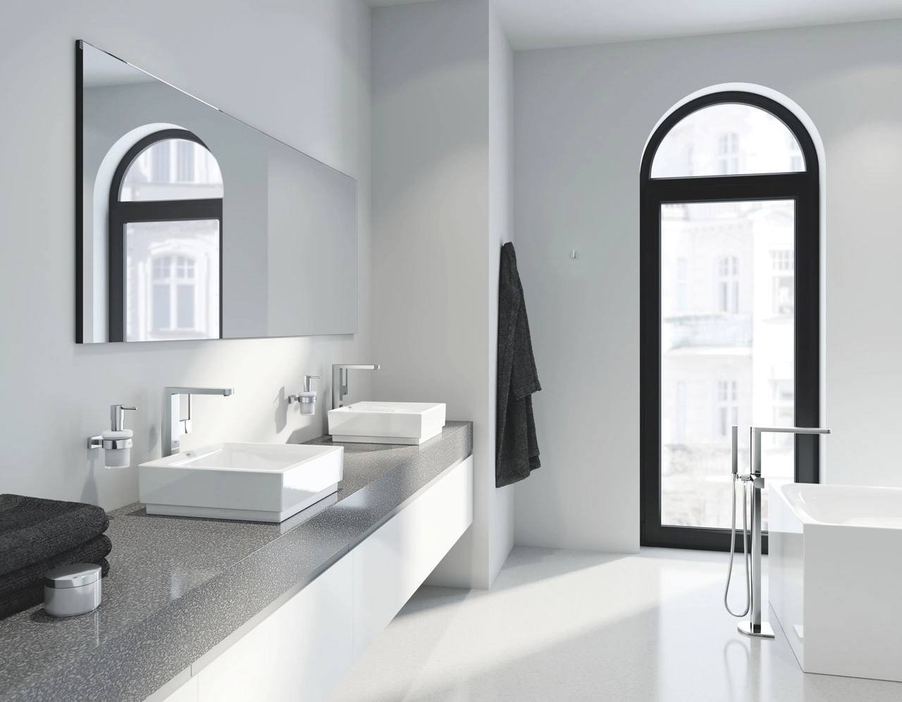 Смеситель для раковины высокий Grohe Plus XL — вид 3